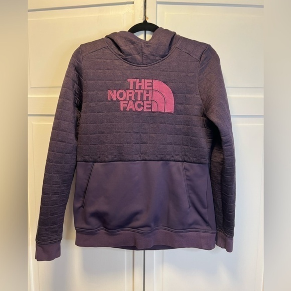 The North Face Half Dome Quilted Pullover With Hoodie Size Women’s Medium